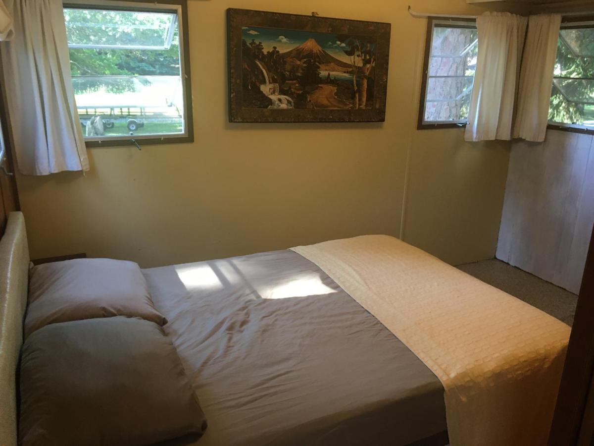 Rainbow'S End Resort Camp Chetek エクステリア 写真