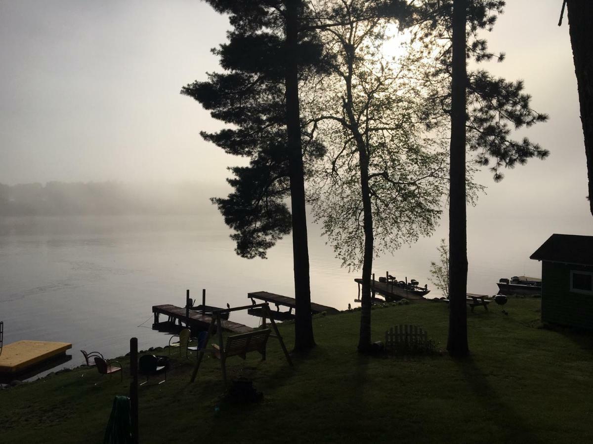 Rainbow'S End Resort Camp Chetek エクステリア 写真
